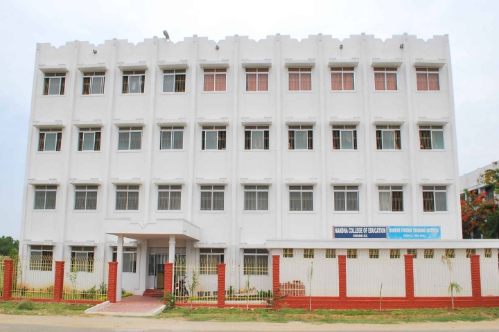 https://cache.careers360.mobi/media/colleges/social-media/media-gallery/22536/2018/9/26/Campus view of Nandha College of Education Erode_Campus-View.jpg